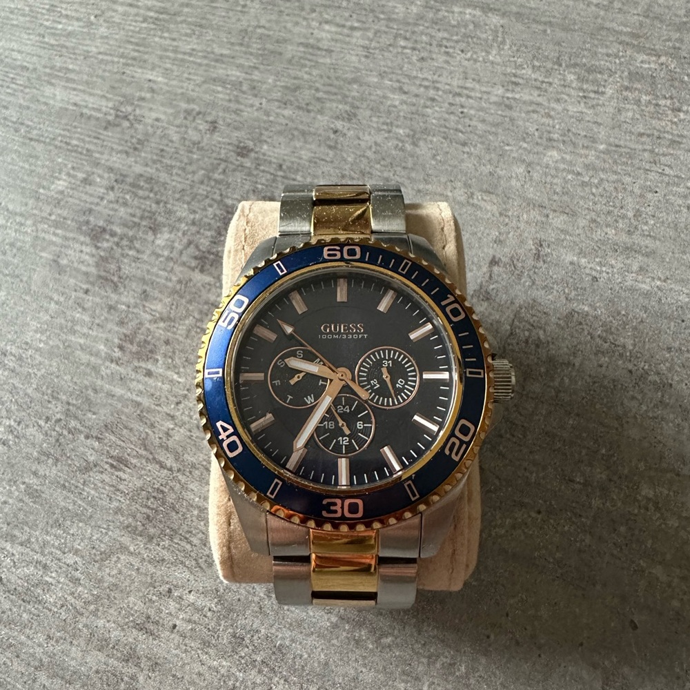 Guess watch